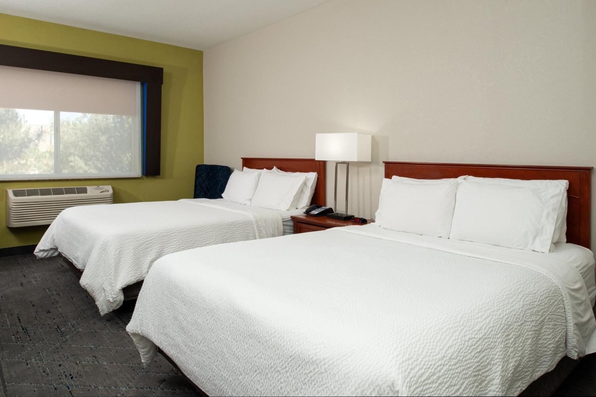 Holiday Inn Express Hotel & Suites Farmington By Ihg Eksteriør billede