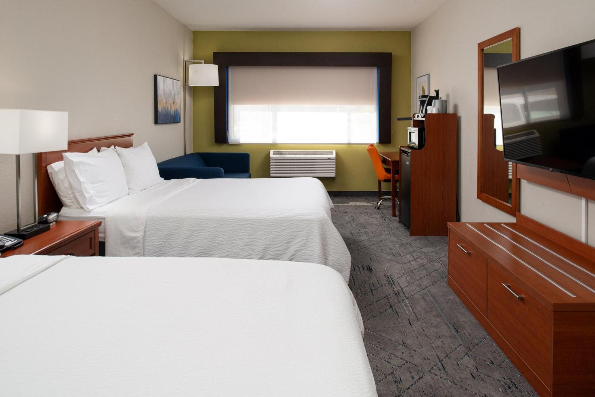 Holiday Inn Express Hotel & Suites Farmington By Ihg Eksteriør billede