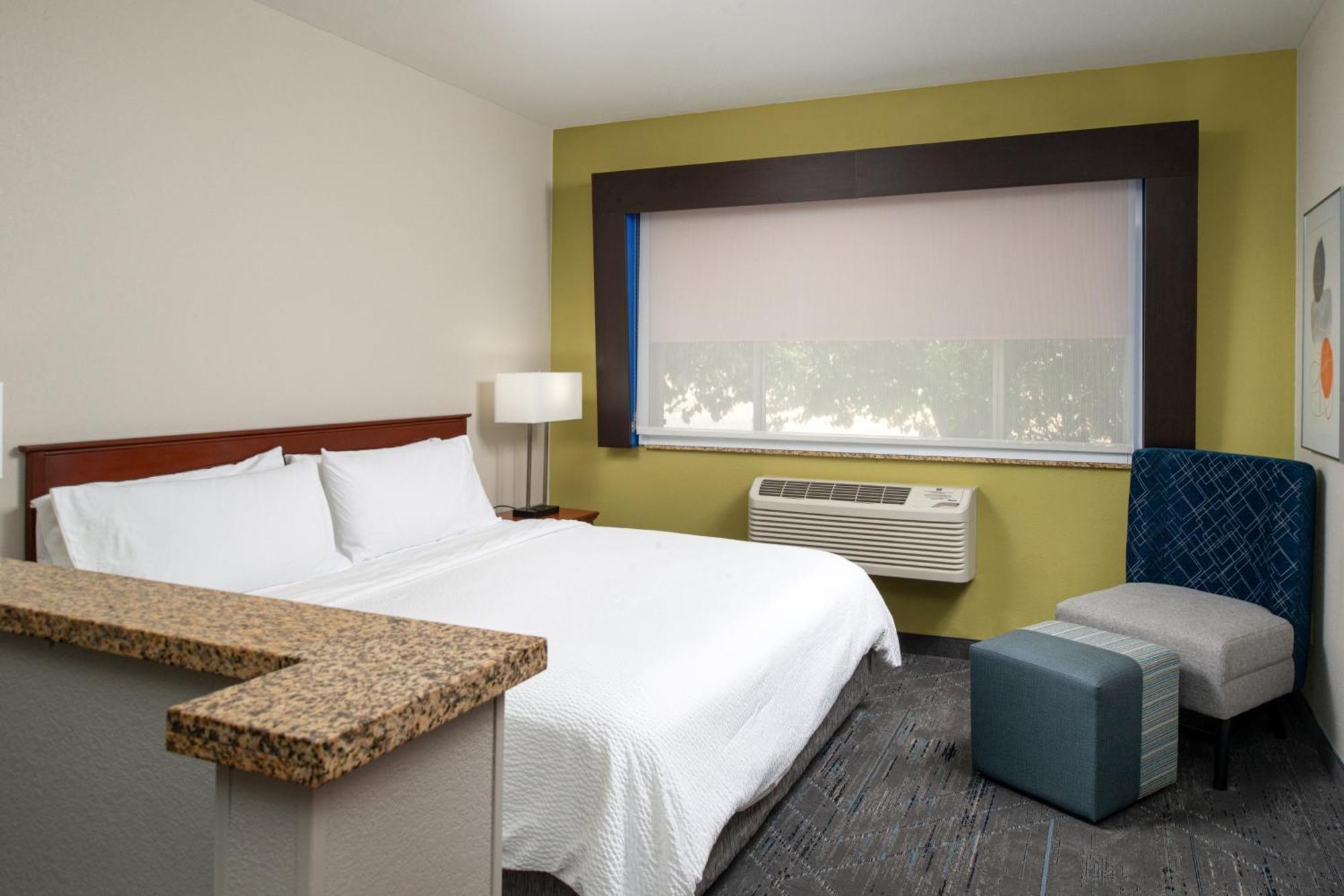 Holiday Inn Express Hotel & Suites Farmington By Ihg Eksteriør billede