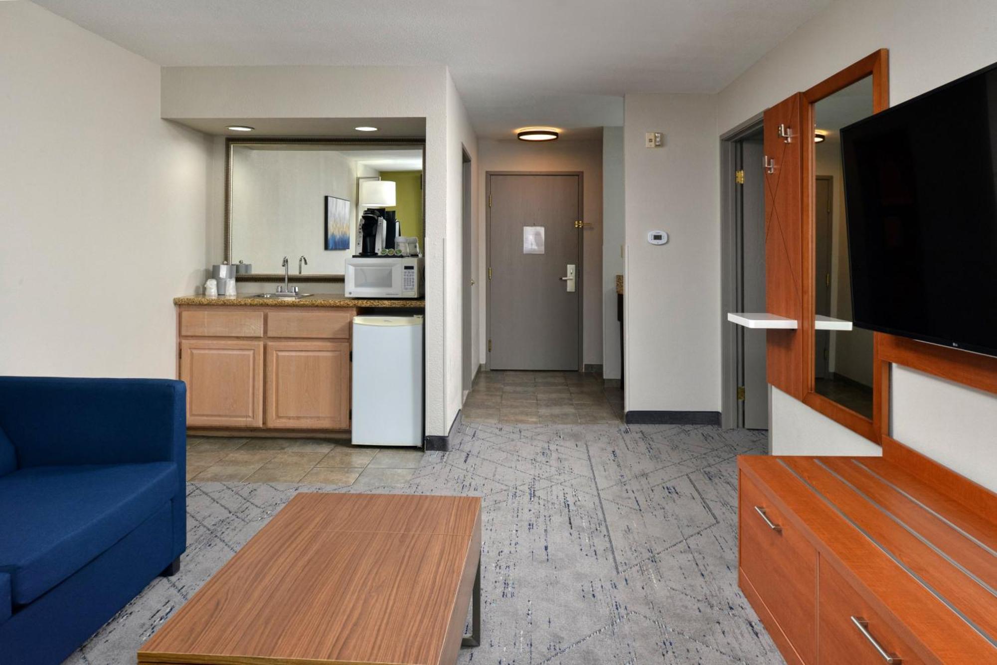 Holiday Inn Express Hotel & Suites Farmington By Ihg Eksteriør billede