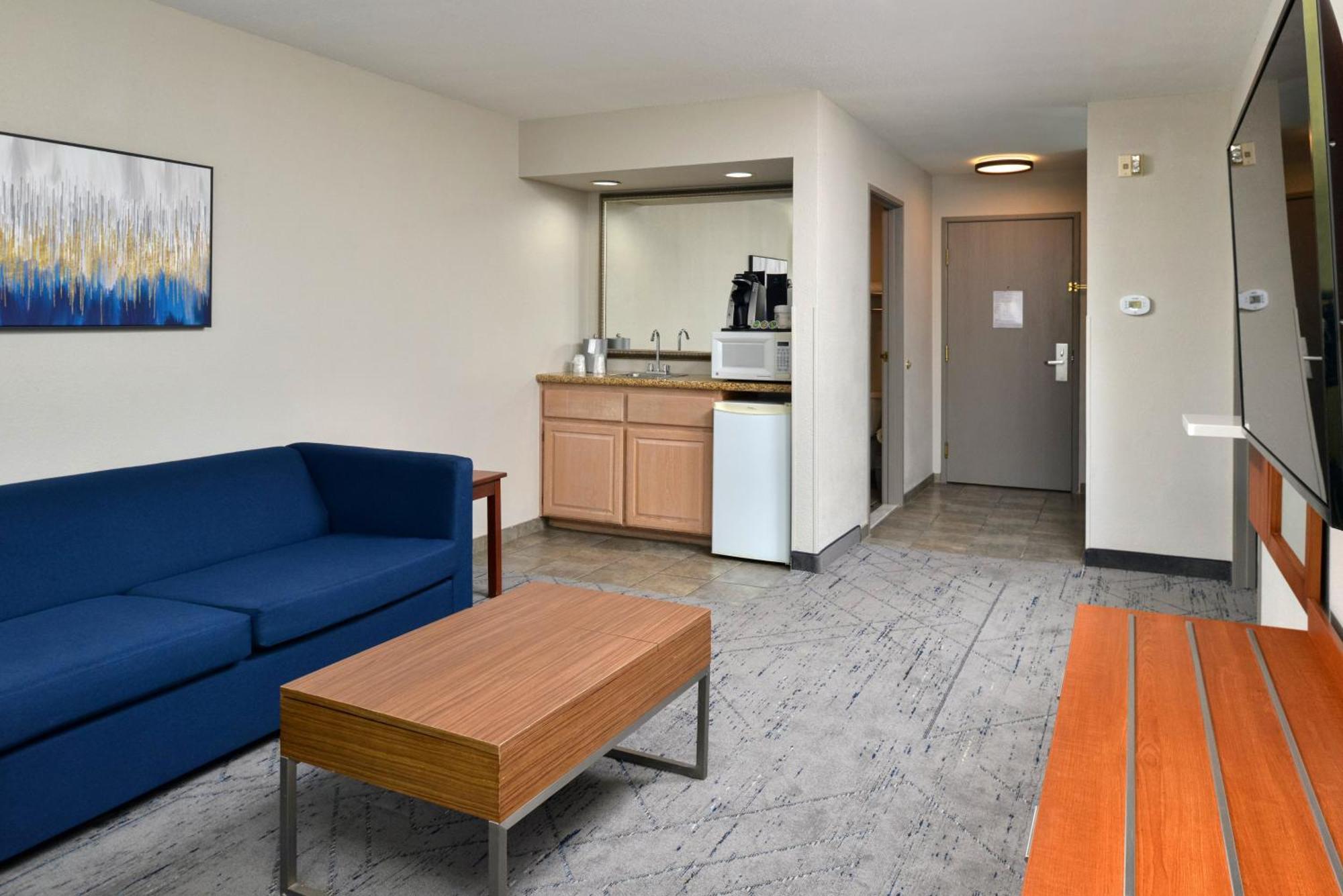Holiday Inn Express Hotel & Suites Farmington By Ihg Eksteriør billede