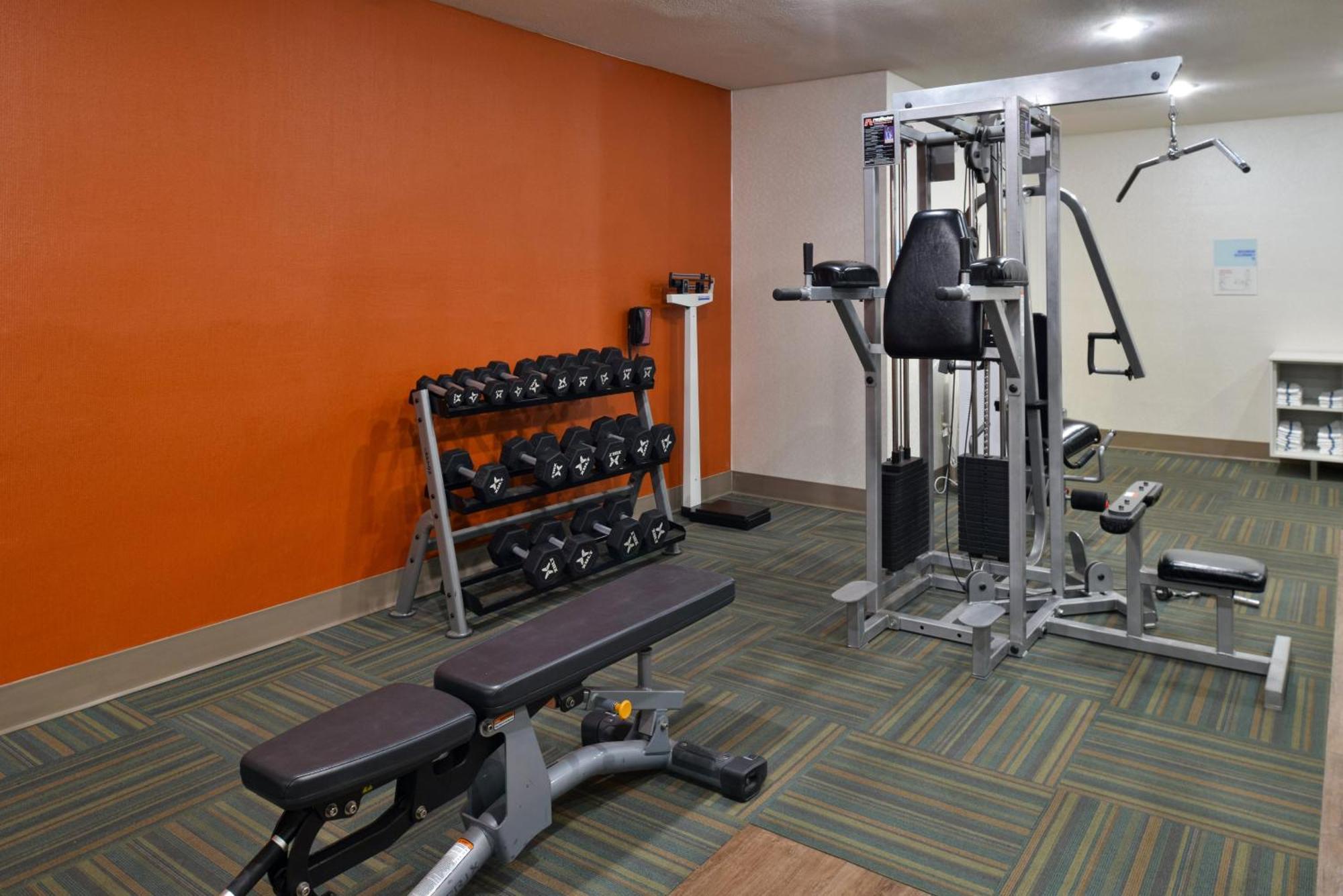 Holiday Inn Express Hotel & Suites Farmington By Ihg Eksteriør billede