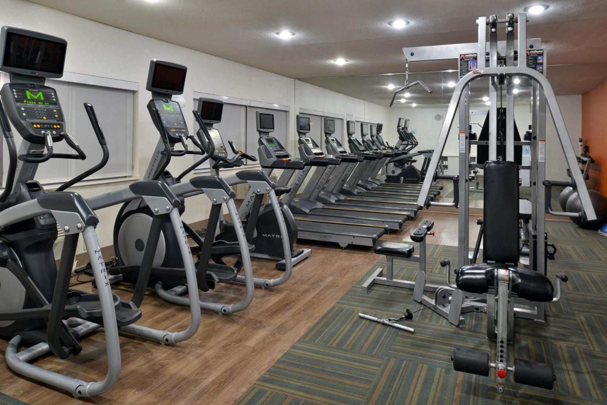 Holiday Inn Express Hotel & Suites Farmington By Ihg Eksteriør billede